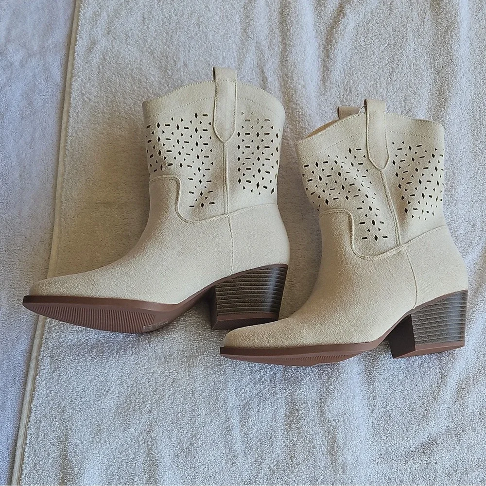 J.Adams Shoes Saloon White Denim Chelsea Bootie Pointed Toe‎ Women 7